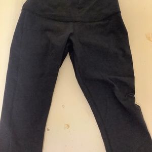 Lululemon Black Capri Leggings